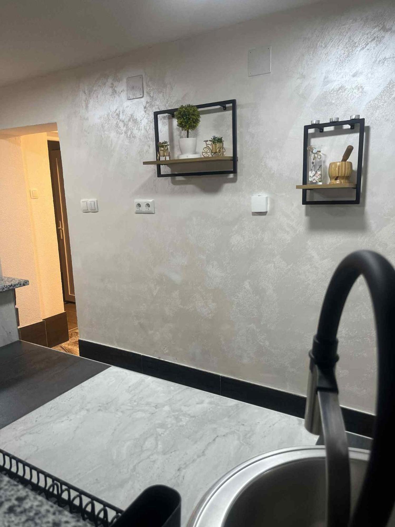 קולן וקוף Studio Apartman Azra מראה חיצוני תמונה